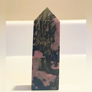 Eery Black Vein Rhodonite Tower w/ Pretty Pink Growth Patterns